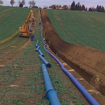Wasserleitungsverlegung mit Wilhelm Krebs Rohrleitungsbau GmbH & Co. KG aus Bad Sulza in Thüringen